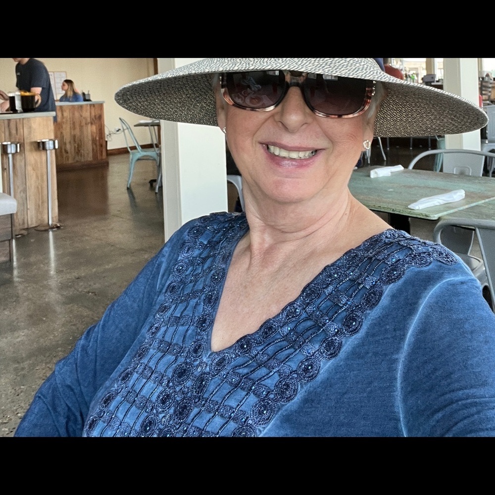 Meet your Posher, Diane